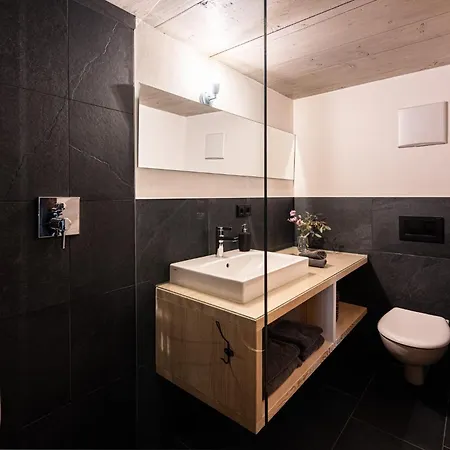 Lexar Hüs Apartment